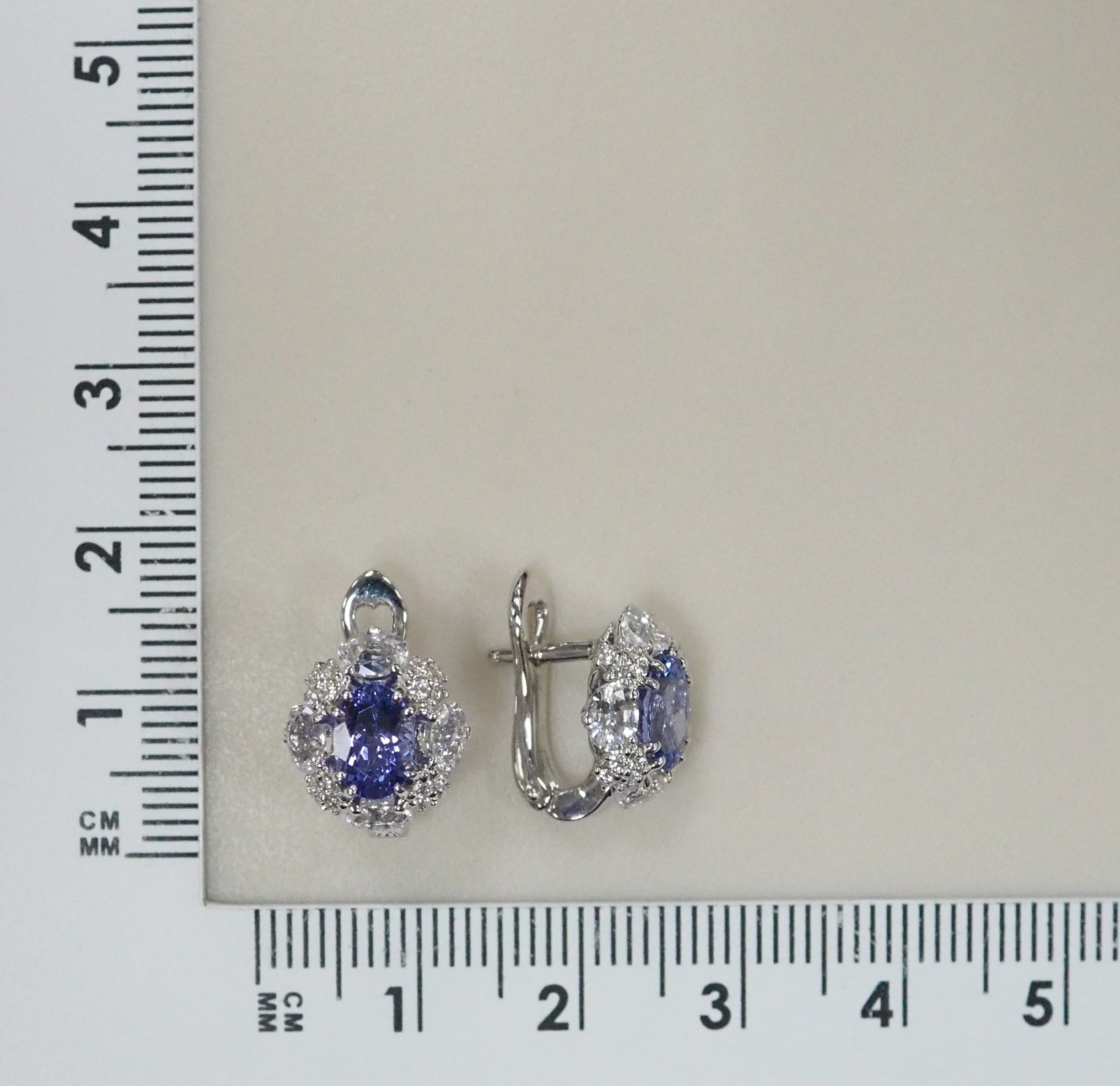 10519-000709 Серьги (Au 585)